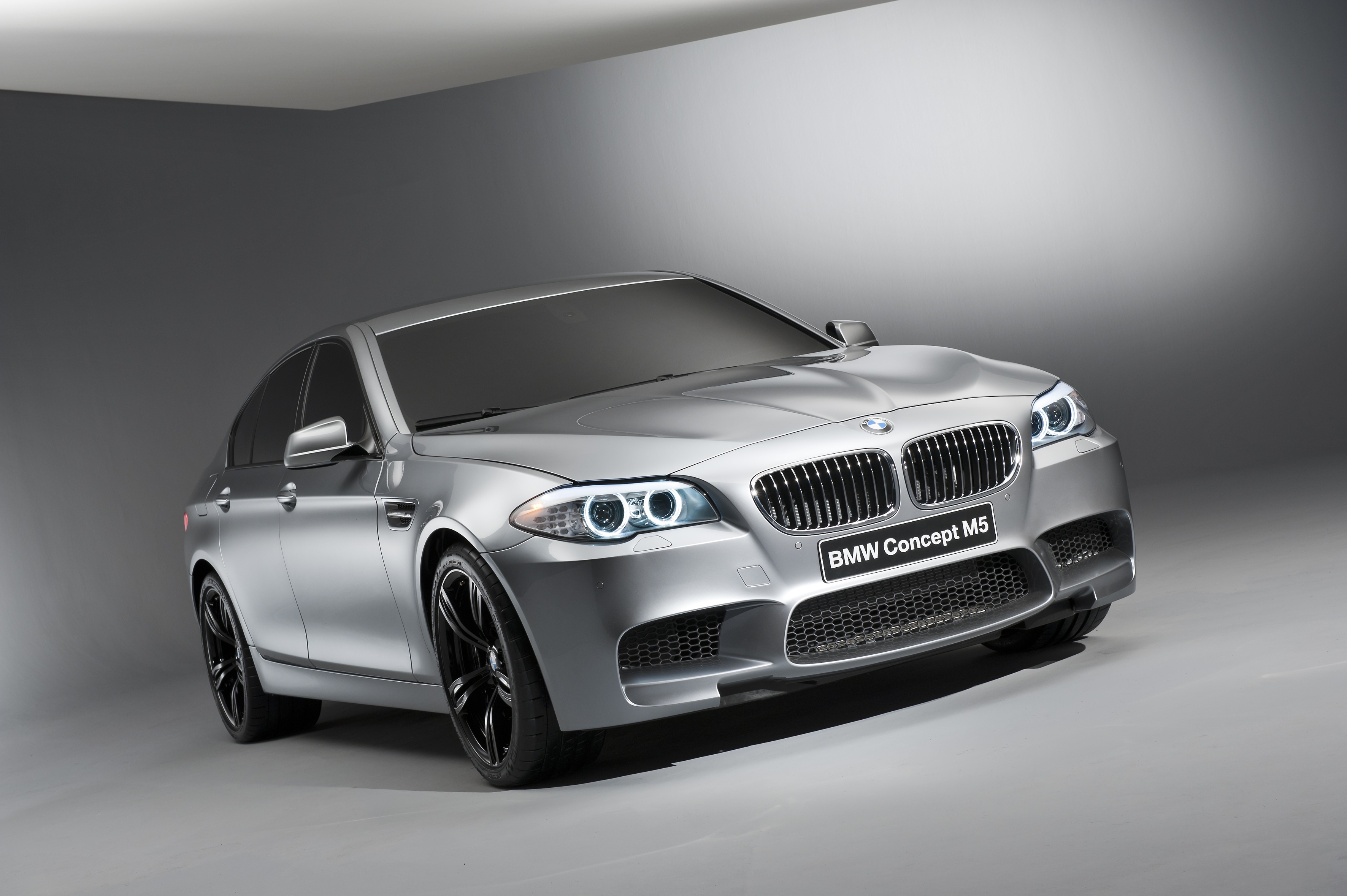 BMW M5 F10 Concept 2011