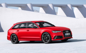 Vor allem die Frontpartie des Audi RS 6 Avant profitiert vom Lifting