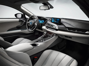 Moderne auch im Interieur: Der BMW i8 ist auf ganzer Linie ein futuristisches Produkt