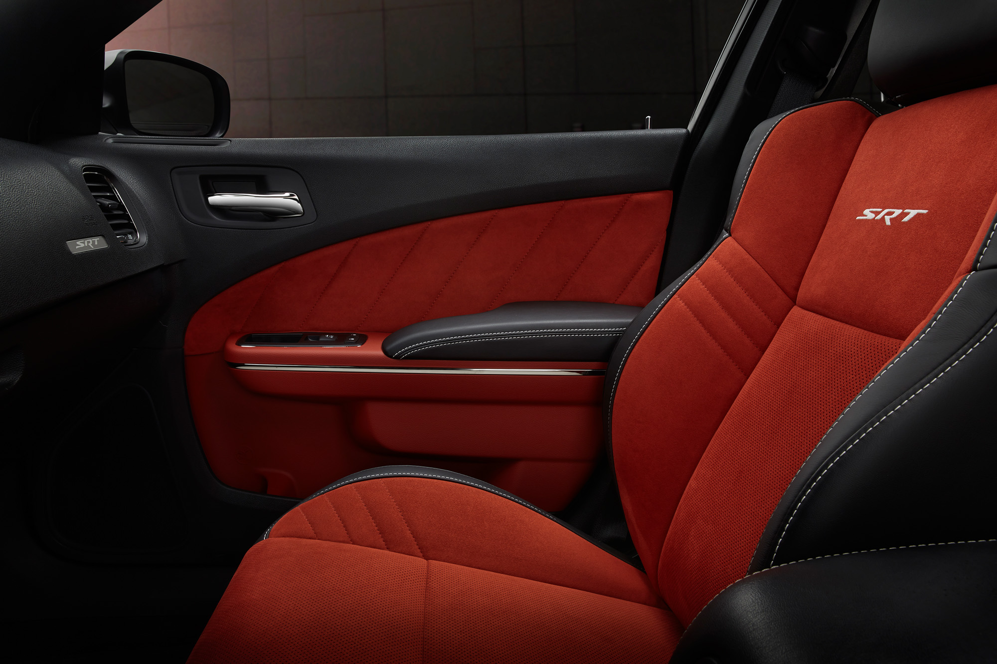 2015 Dodge Charger SRT Hellcat - Ruby Red Alcantara suede/black