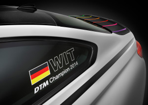 Exklusive Handschrift des Siegers: Die BMW M4 DTM Champion Edition signiert von Marco Wittmann