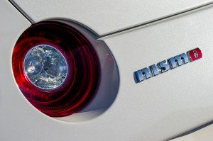Klare Bekenntnisse: Der Nismo-Schriftzug sagt alles beim Nissan GT-R