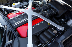 Massives Triebwerk: Die Dodge Viper SRT wird von einem V10-Monster angetrieben