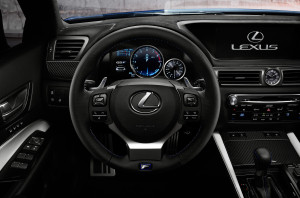 Digitale Anzeigen für das Interieur des Lexus GS F